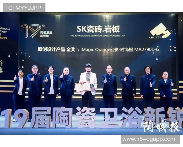 海港全力支持奥斯卡坚信艰难时刻终将过去与功勋队长携手共进 海港全力支持奥斯卡坚信艰难时刻终将过去与功勋队长携手共进